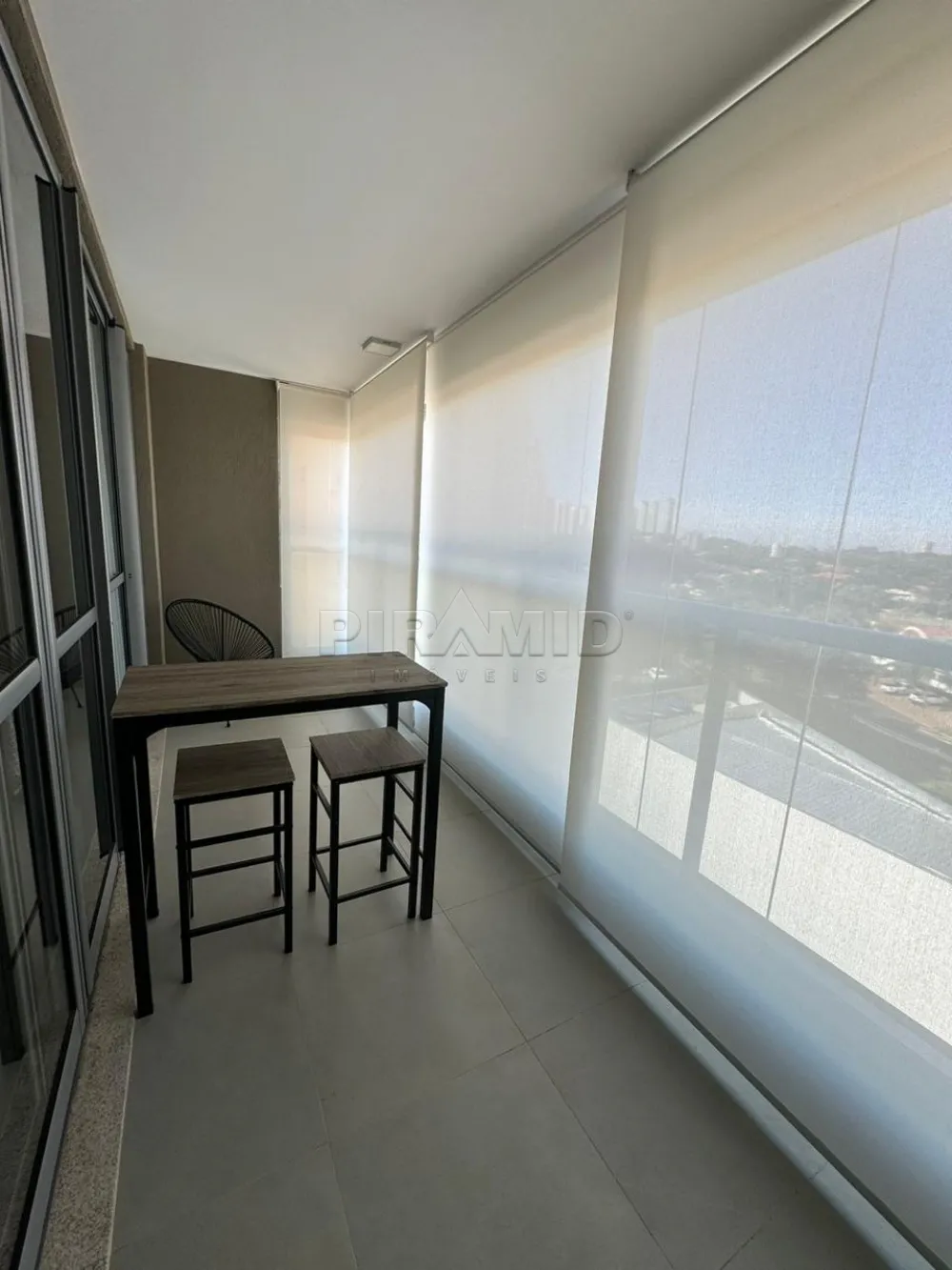 Alugar Apartamento / Padr&atilde;o em Ribeir&atilde;o Preto R$ 2.950,00 - Foto 3