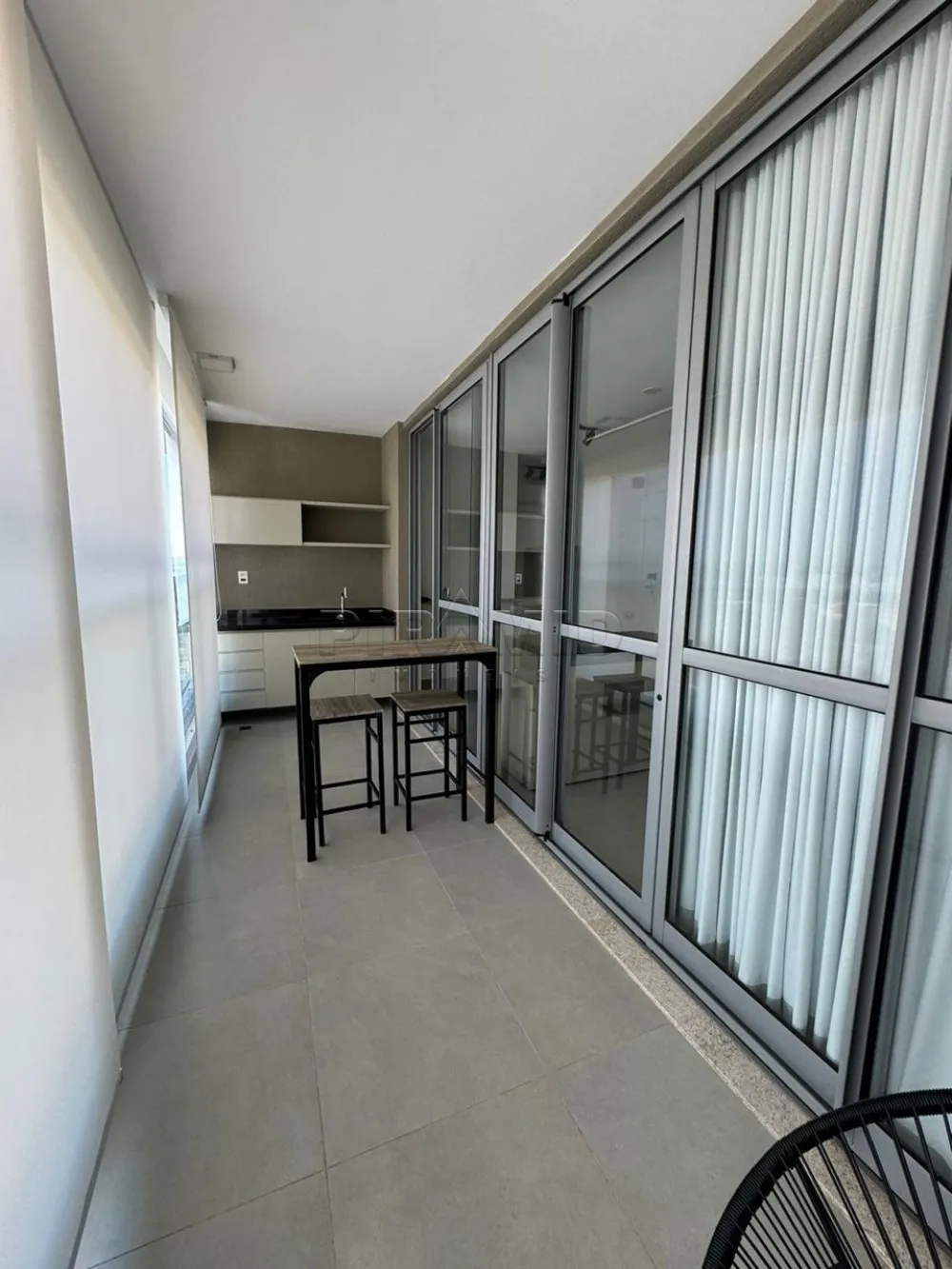 Alugar Apartamento / Padr&atilde;o em Ribeir&atilde;o Preto R$ 2.950,00 - Foto 4