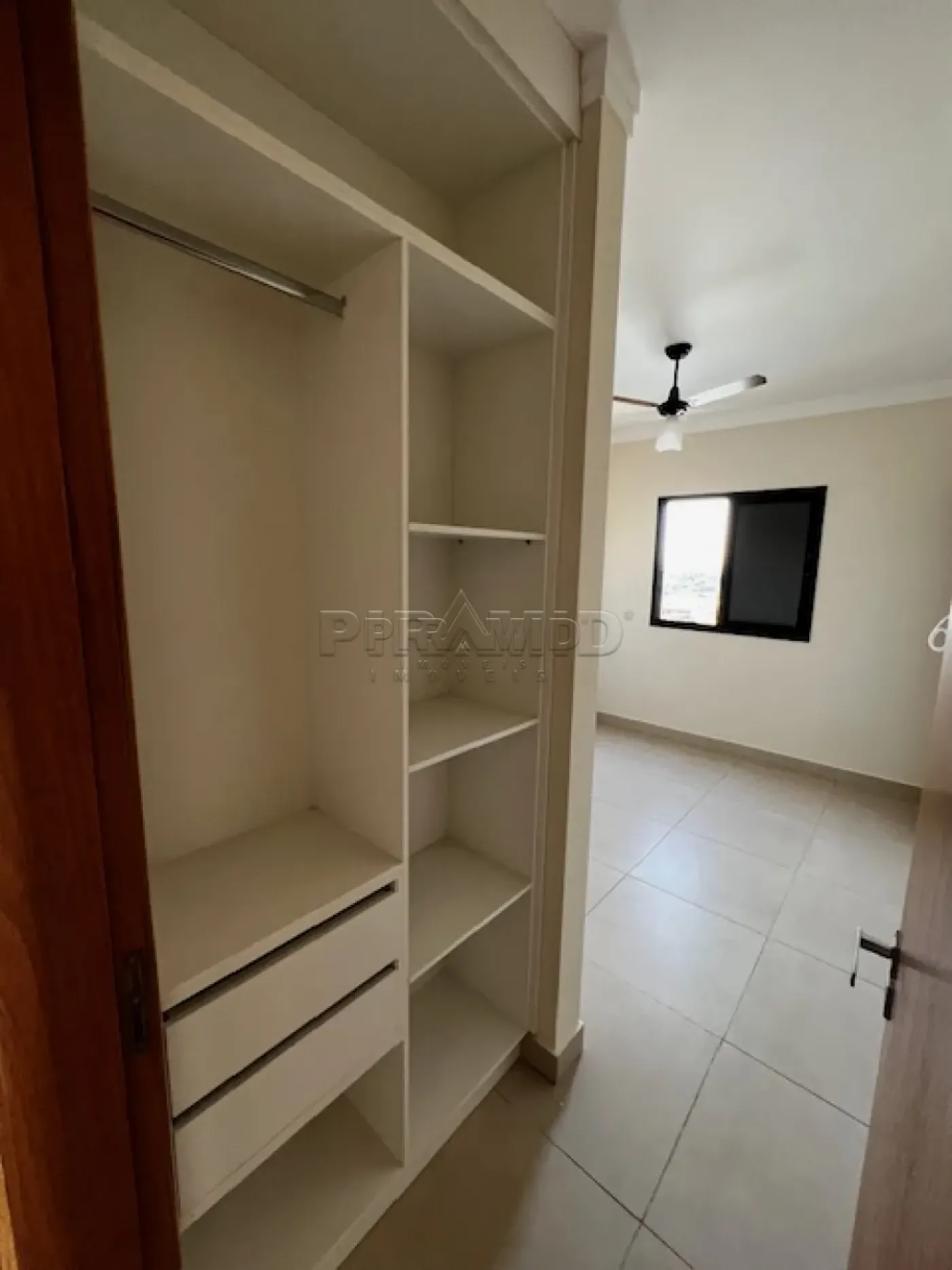Alugar Apartamento / Padr&atilde;o em Ribeir&atilde;o Preto R$ 1.650,00 - Foto 6