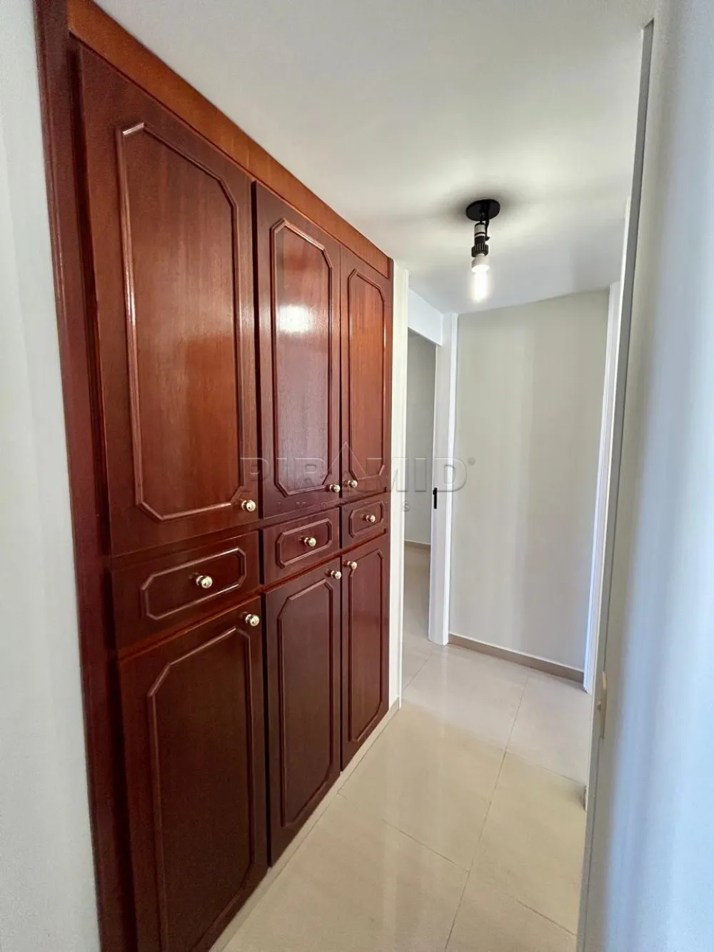 Alugar Apartamento / Padr&atilde;o em Ribeir&atilde;o Preto R$ 1.500,00 - Foto 12