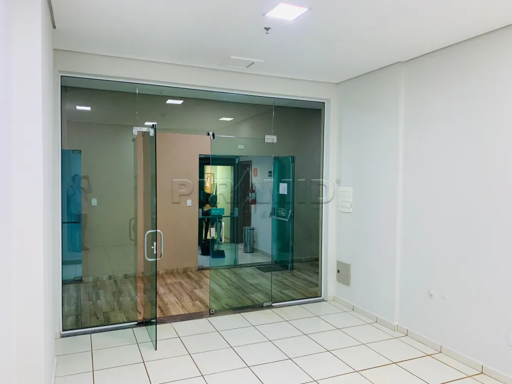Alugar Comercial / Sal&atilde;o em Condom&iacute;nio em Ribeir&atilde;o Preto R$ 1.300,00 - Foto 4