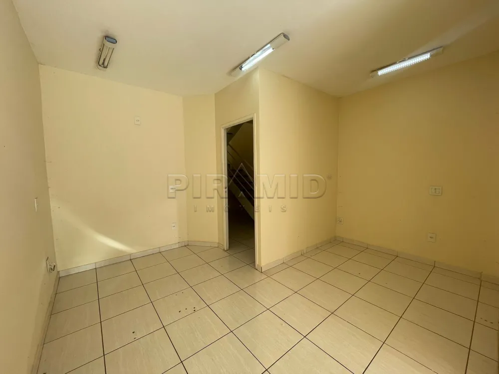 Alugar Comercial / Sal&atilde;o em Ribeir&atilde;o Preto R$ 2.700,00 - Foto 4