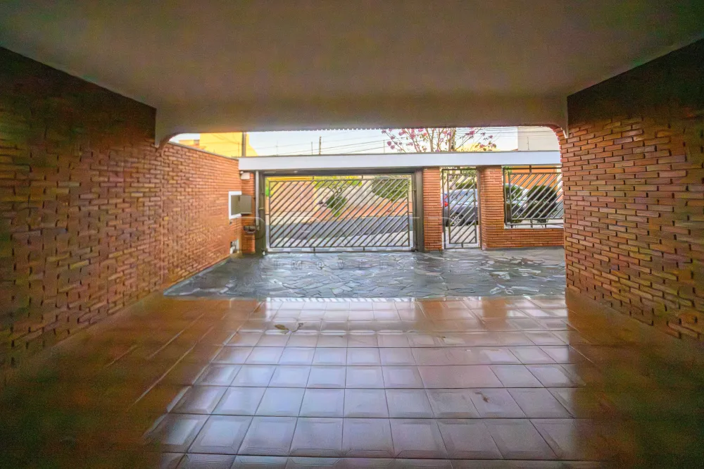 Comprar Casa / Padr&atilde;o em Ribeir&atilde;o Preto R$ 598.000,00 - Foto 2