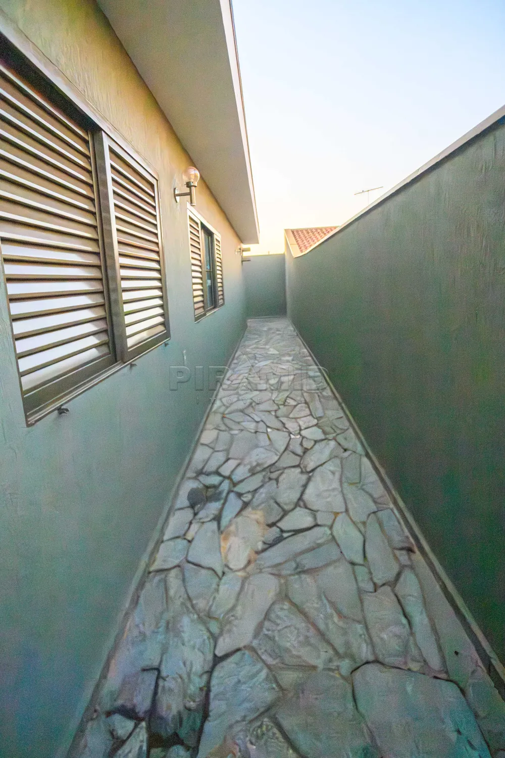 Comprar Casa / Padr&atilde;o em Ribeir&atilde;o Preto R$ 598.000,00 - Foto 17