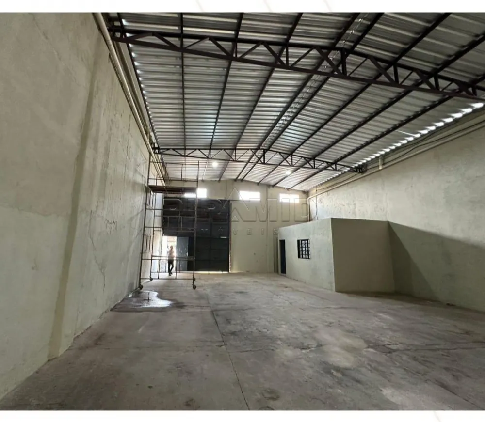 Alugar Comercial / Galp&atilde;o  Barrac&atilde;o em Ribeir&atilde;o Preto R$ 4.500,00 - Foto 2
