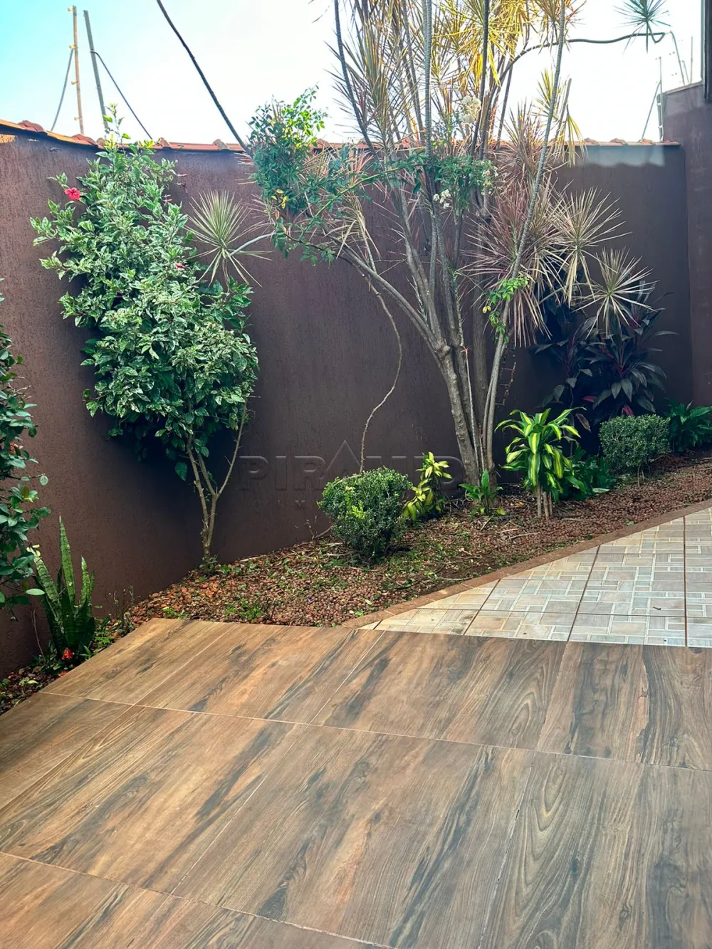 Comprar Casa / Padr&atilde;o em Ribeir&atilde;o Preto R$ 385.000,00 - Foto 4