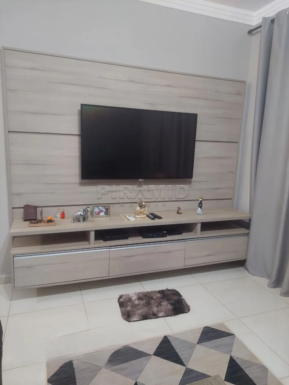 Comprar Casa / Padr&atilde;o em Ribeir&atilde;o Preto R$ 650.000,00 - Foto 2