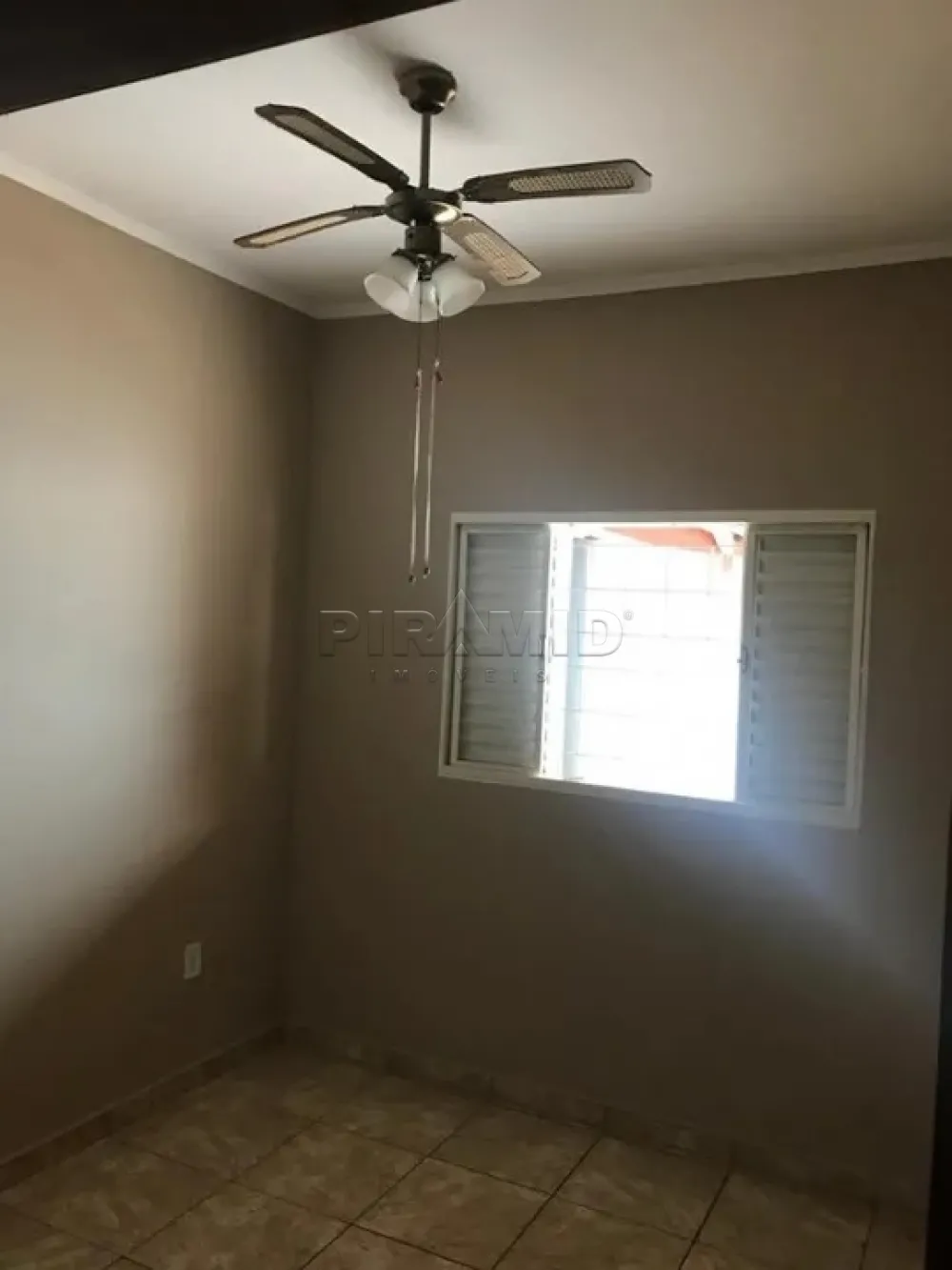 Comprar Casa / Padr&atilde;o em Ribeir&atilde;o Preto R$ 310.000,00 - Foto 5
