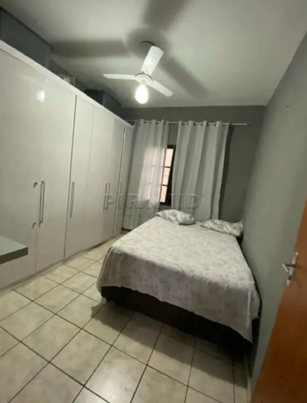 Comprar Casa / Padr&atilde;o em Ribeir&atilde;o Preto R$ 330.000,00 - Foto 4