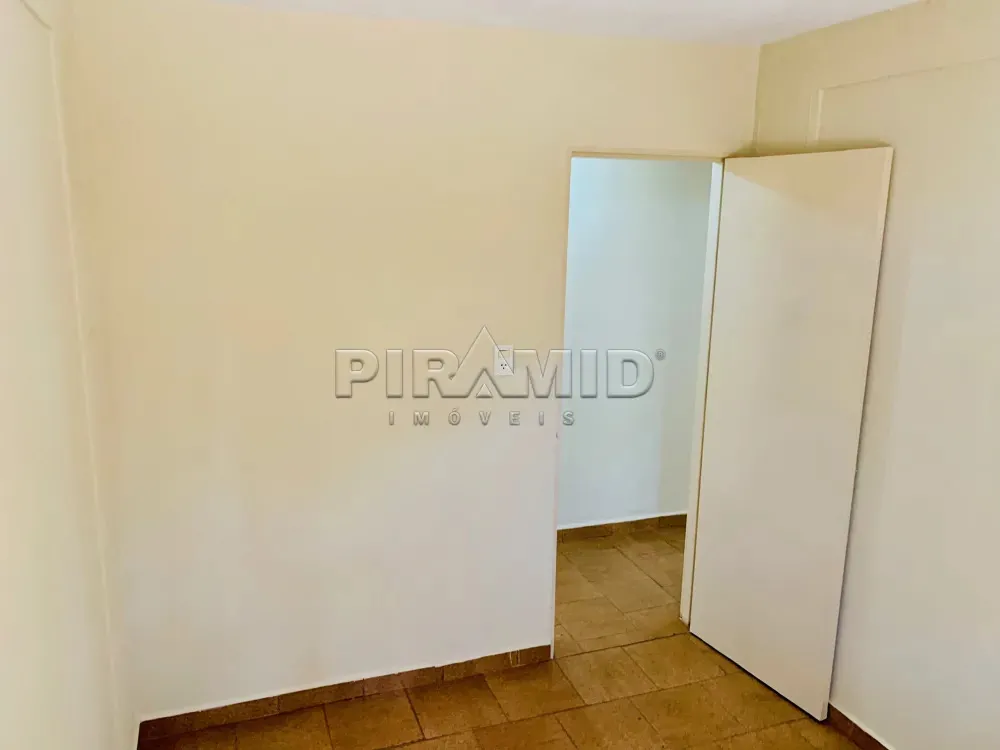 Alugar Apartamento / Padr&atilde;o em Ribeir&atilde;o Preto R$ 700,00 - Foto 5