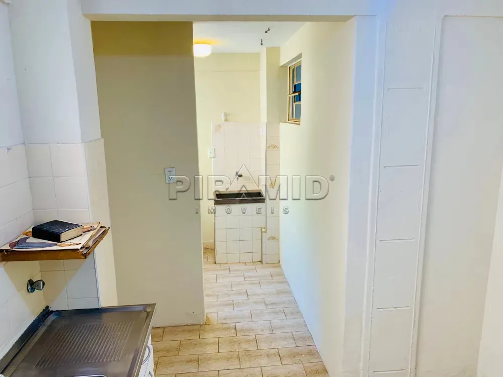 Alugar Apartamento / Padr&atilde;o em Ribeir&atilde;o Preto R$ 700,00 - Foto 10