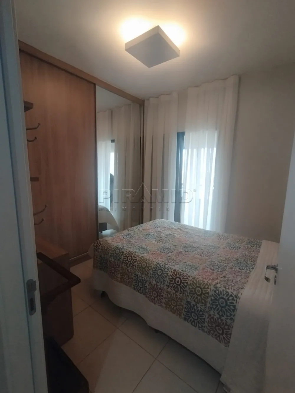 Alugar Apartamento / Padr&atilde;o em Ribeir&atilde;o Preto R$ 2.100,00 - Foto 10