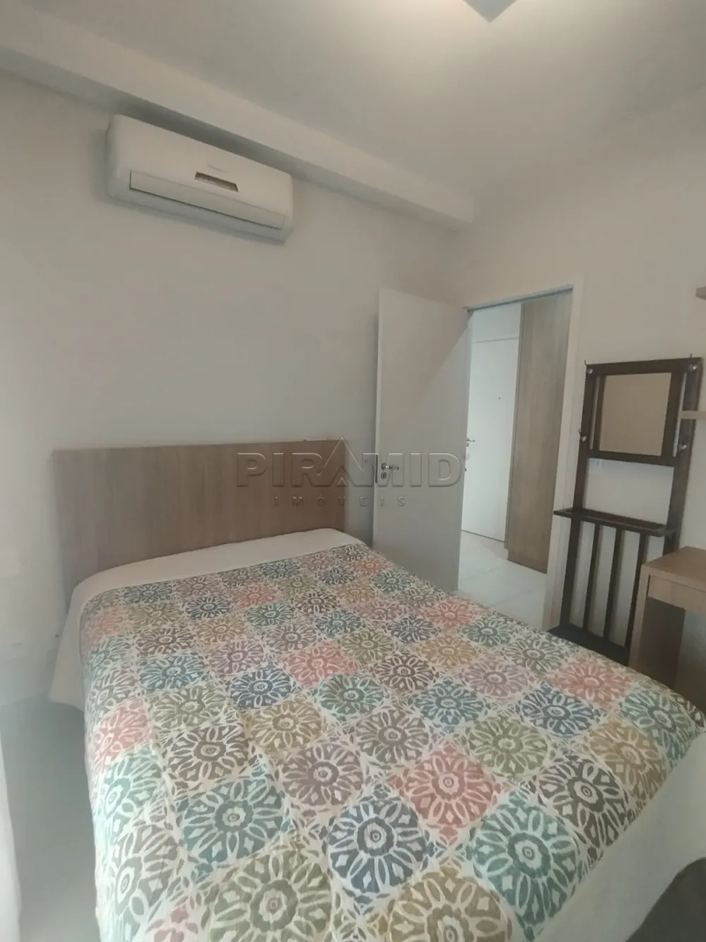 Alugar Apartamento / Padr&atilde;o em Ribeir&atilde;o Preto R$ 2.100,00 - Foto 11