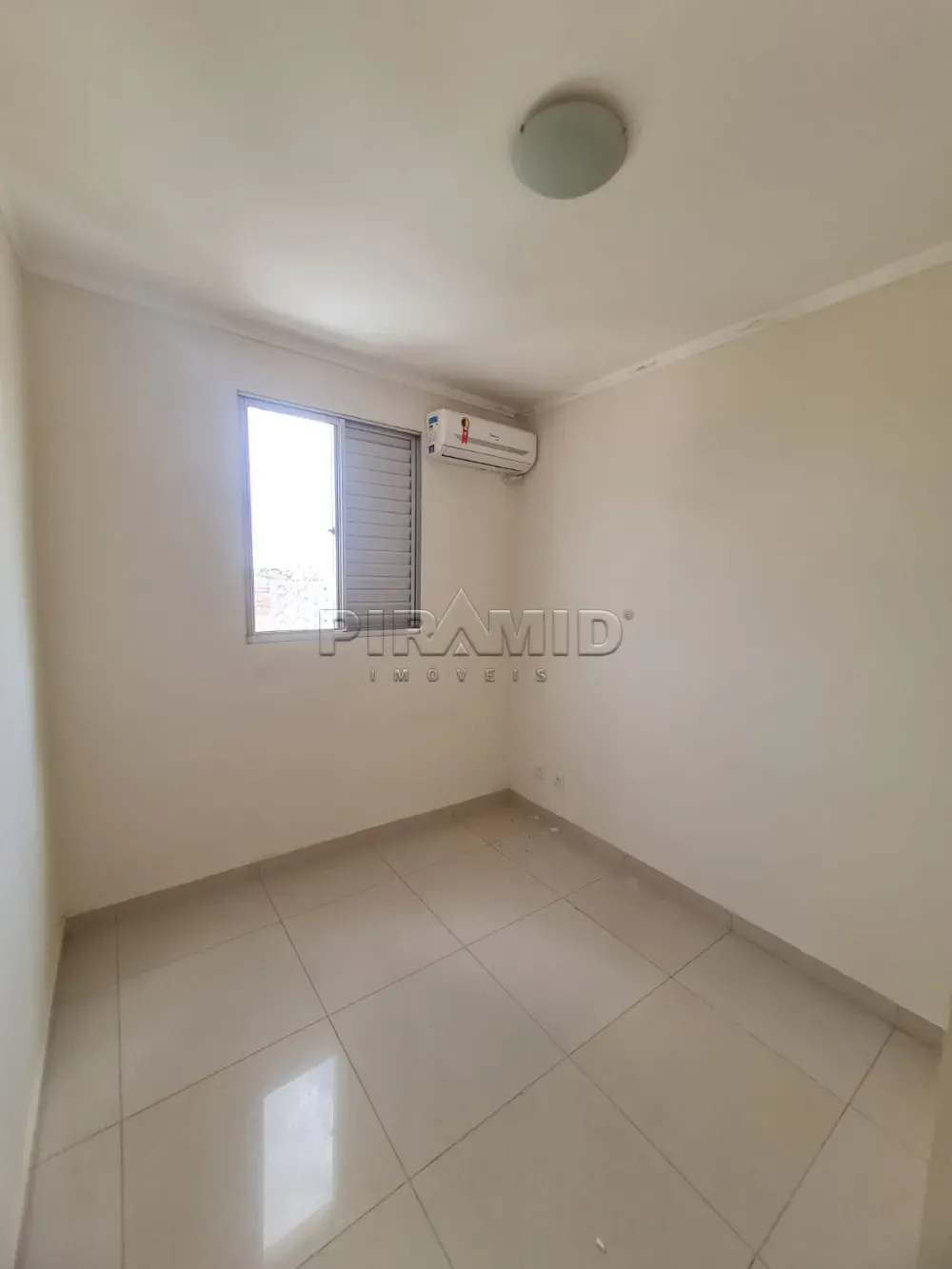 Alugar Apartamento / Padr&atilde;o em Ribeir&atilde;o Preto R$ 1.500,00 - Foto 4