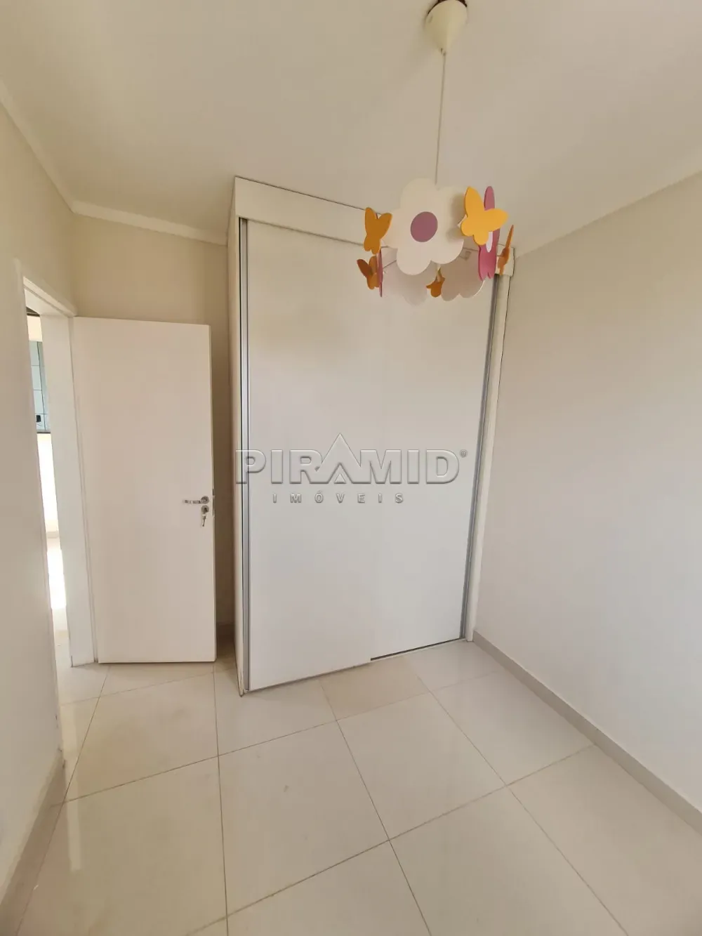 Alugar Apartamento / Padr&atilde;o em Ribeir&atilde;o Preto R$ 1.500,00 - Foto 5