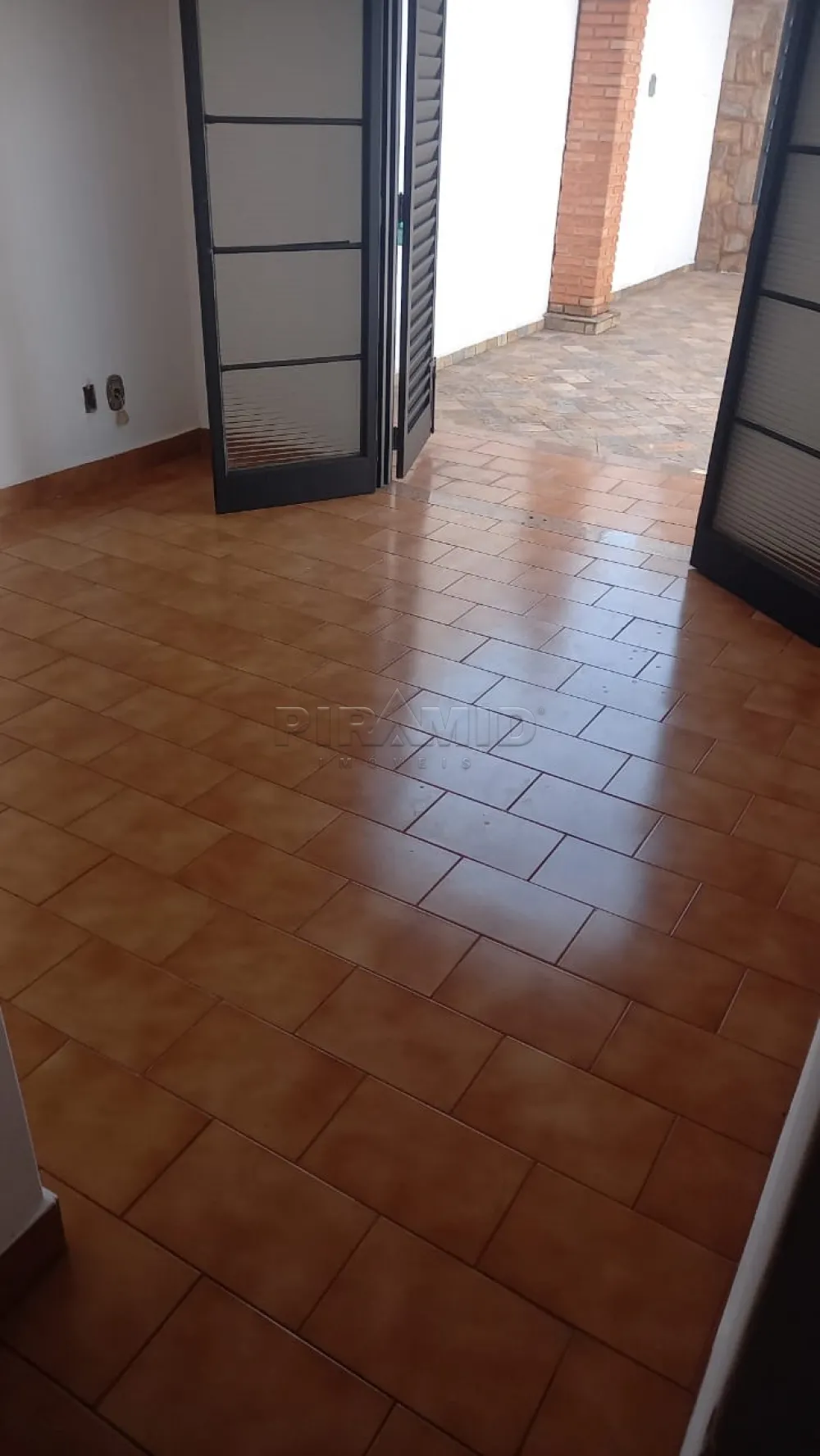 Comprar Casa / Padr&atilde;o em Ribeir&atilde;o Preto R$ 800.000,00 - Foto 11