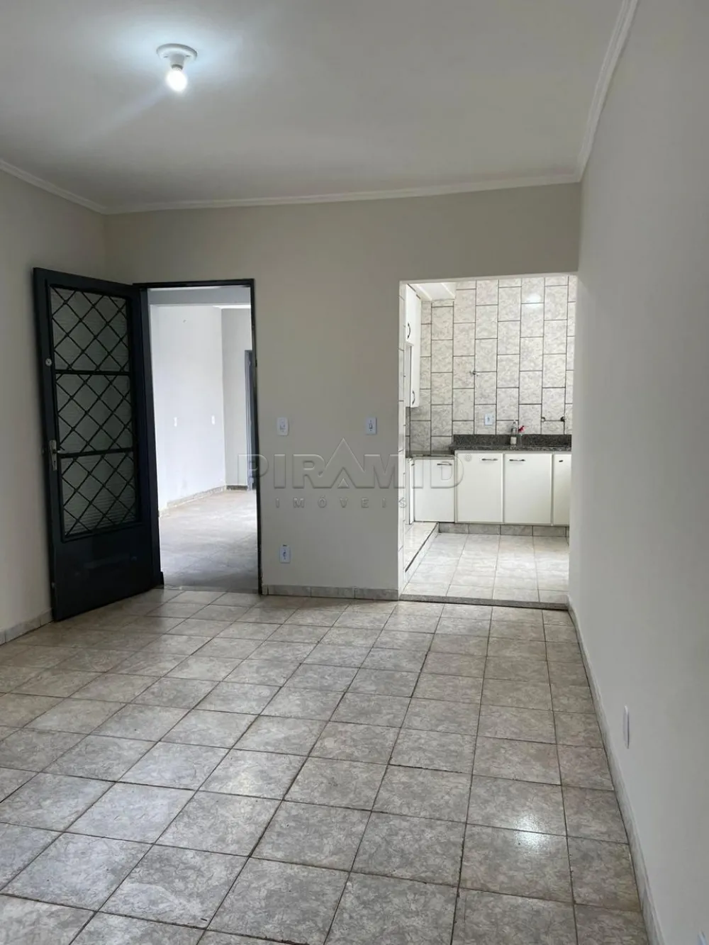 Comprar Casa / Padr&atilde;o em Ribeir&atilde;o Preto R$ 301.000,00 - Foto 7