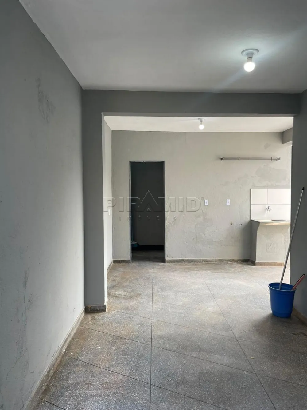 Comprar Casa / Padr&atilde;o em Ribeir&atilde;o Preto R$ 301.000,00 - Foto 35