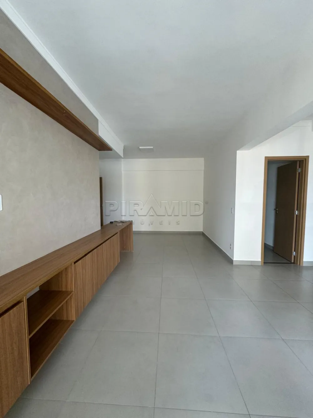 Alugar Apartamento / Padr&atilde;o em Ribeir&atilde;o Preto R$ 3.300,00 - Foto 5