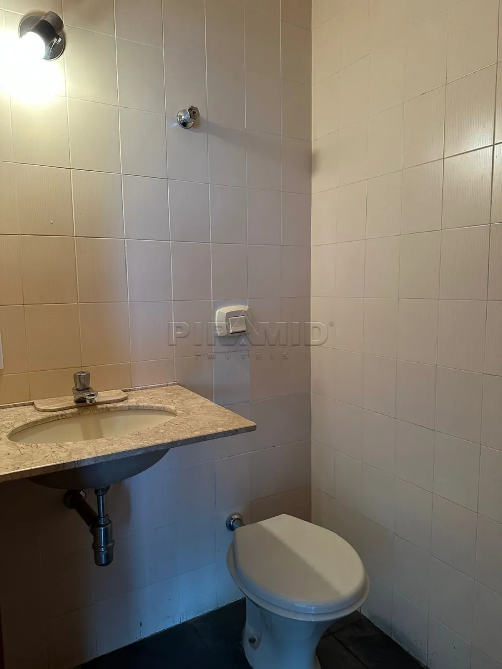 Alugar Apartamento / Padr&atilde;o em Ribeir&atilde;o Preto R$ 1.600,00 - Foto 3