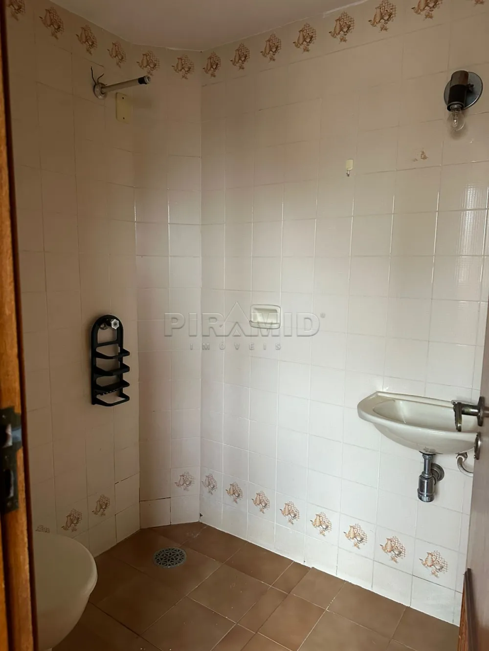 Alugar Apartamento / Padr&atilde;o em Ribeir&atilde;o Preto R$ 1.600,00 - Foto 15