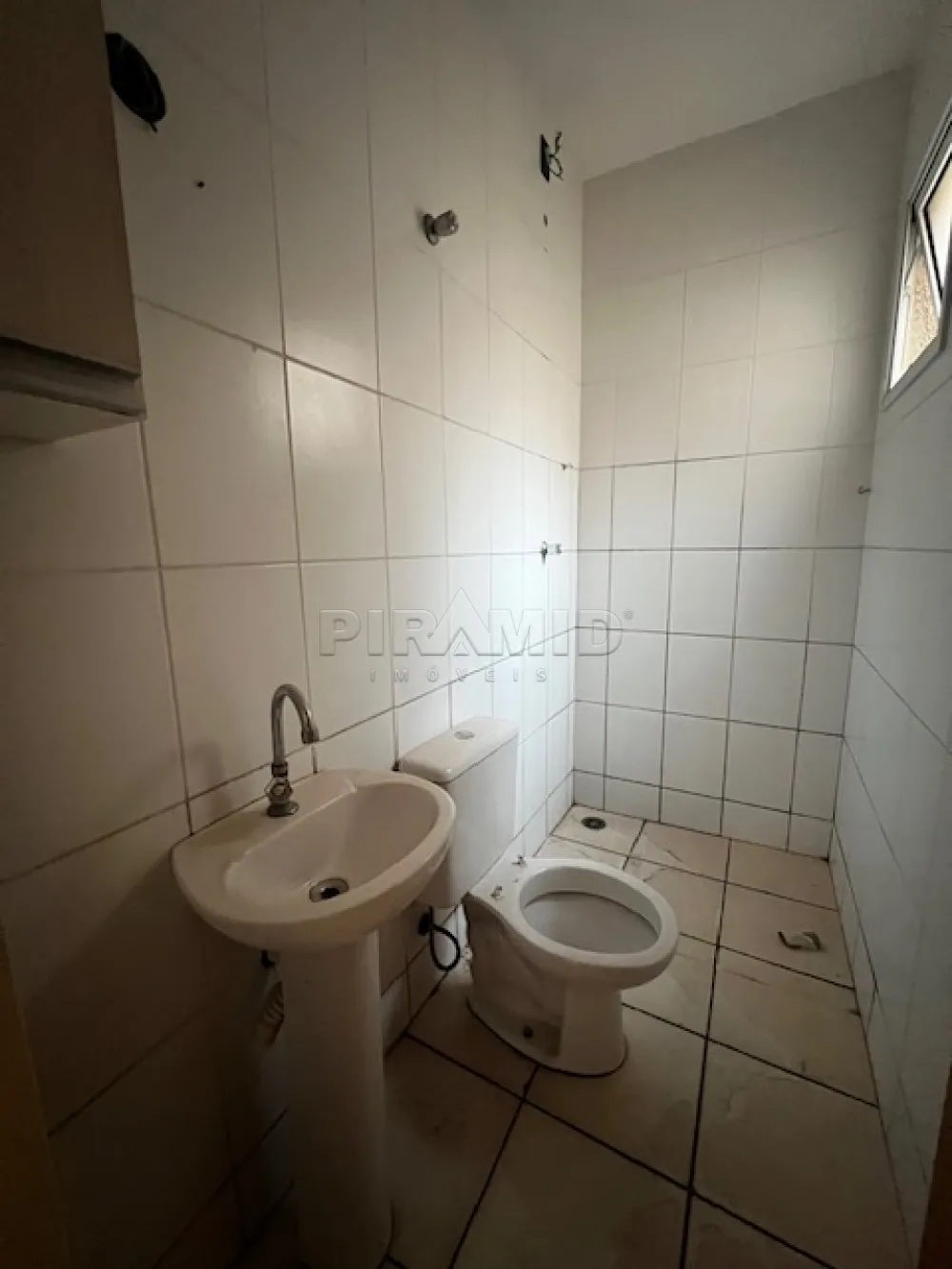 Alugar Apartamento / Padr&atilde;o em Ribeir&atilde;o Preto R$ 1.000,00 - Foto 5