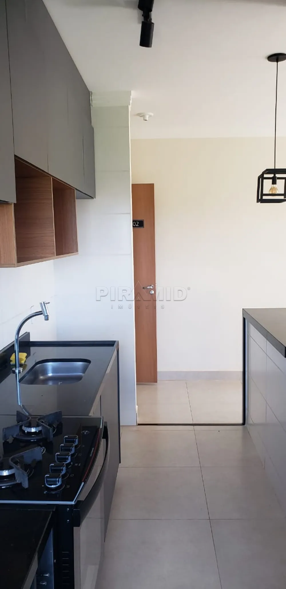 Alugar Apartamento / Padr&atilde;o em Ribeir&atilde;o Preto R$ 1.200,00 - Foto 5