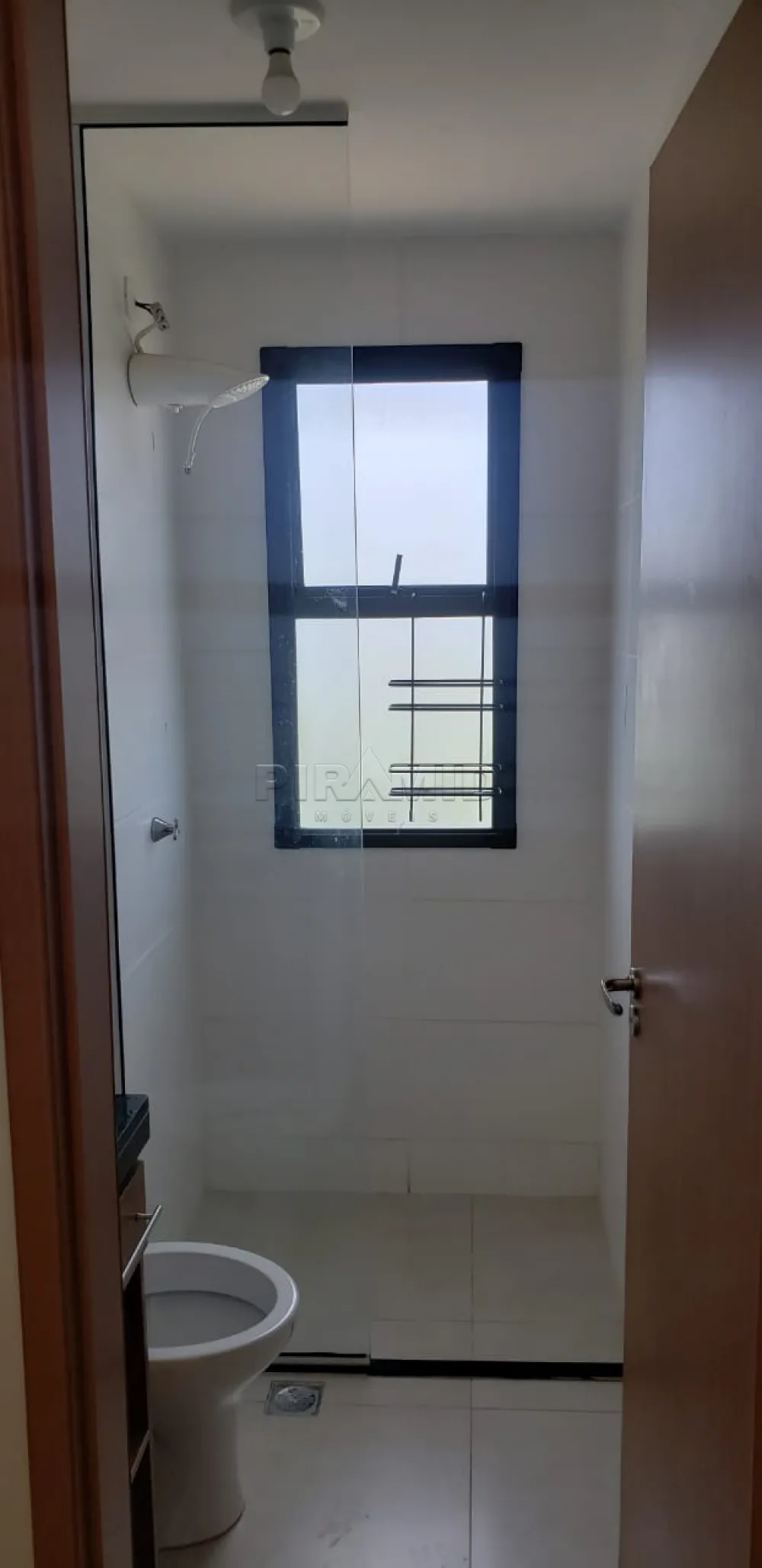 Alugar Apartamento / Padr&atilde;o em Ribeir&atilde;o Preto R$ 1.200,00 - Foto 3
