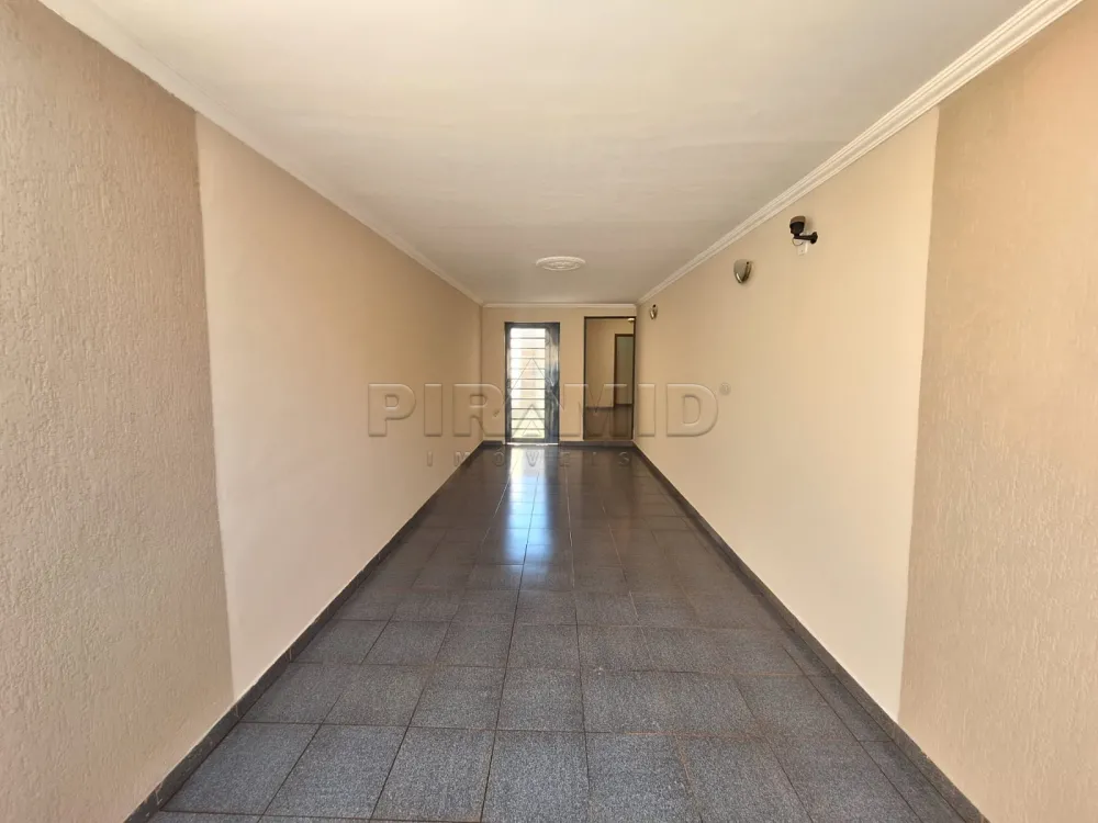 Alugar Casa / Padr&atilde;o em Ribeir&atilde;o Preto R$ 2.690,00 - Foto 1