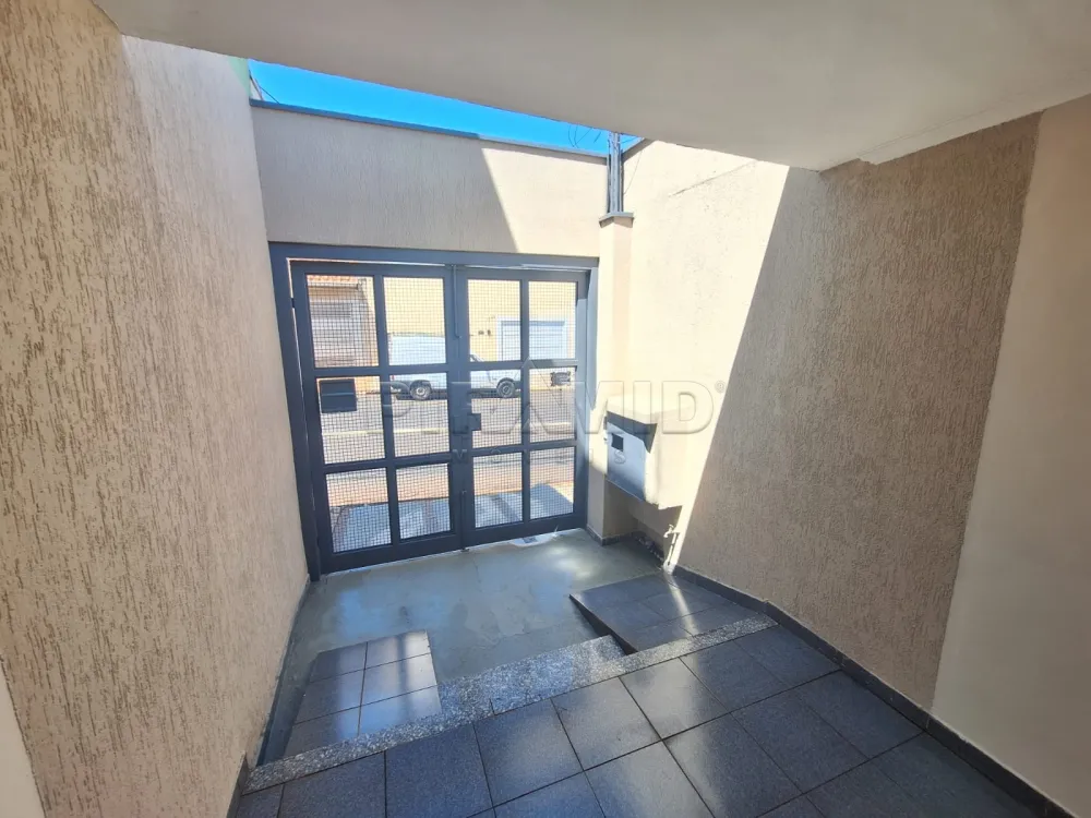 Alugar Casa / Padr&atilde;o em Ribeir&atilde;o Preto R$ 2.690,00 - Foto 3