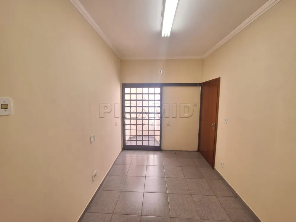 Alugar Casa / Padr&atilde;o em Ribeir&atilde;o Preto R$ 2.690,00 - Foto 16
