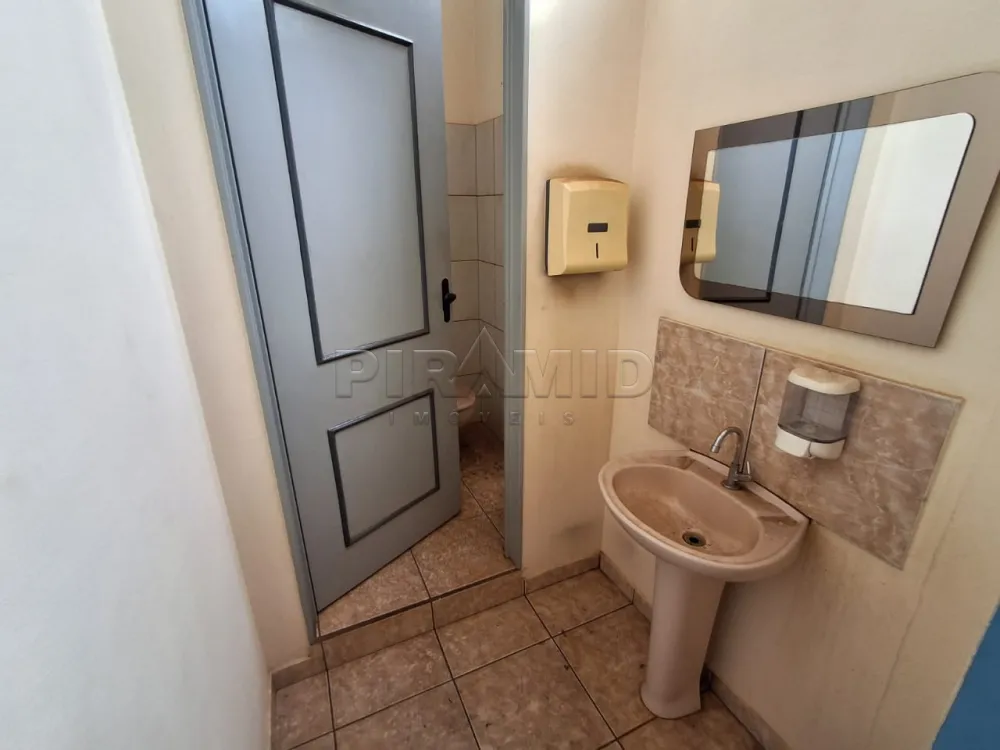 Comprar Comercial / Pr&eacute;dio em Ribeir&atilde;o Preto R$ 890.000,00 - Foto 14
