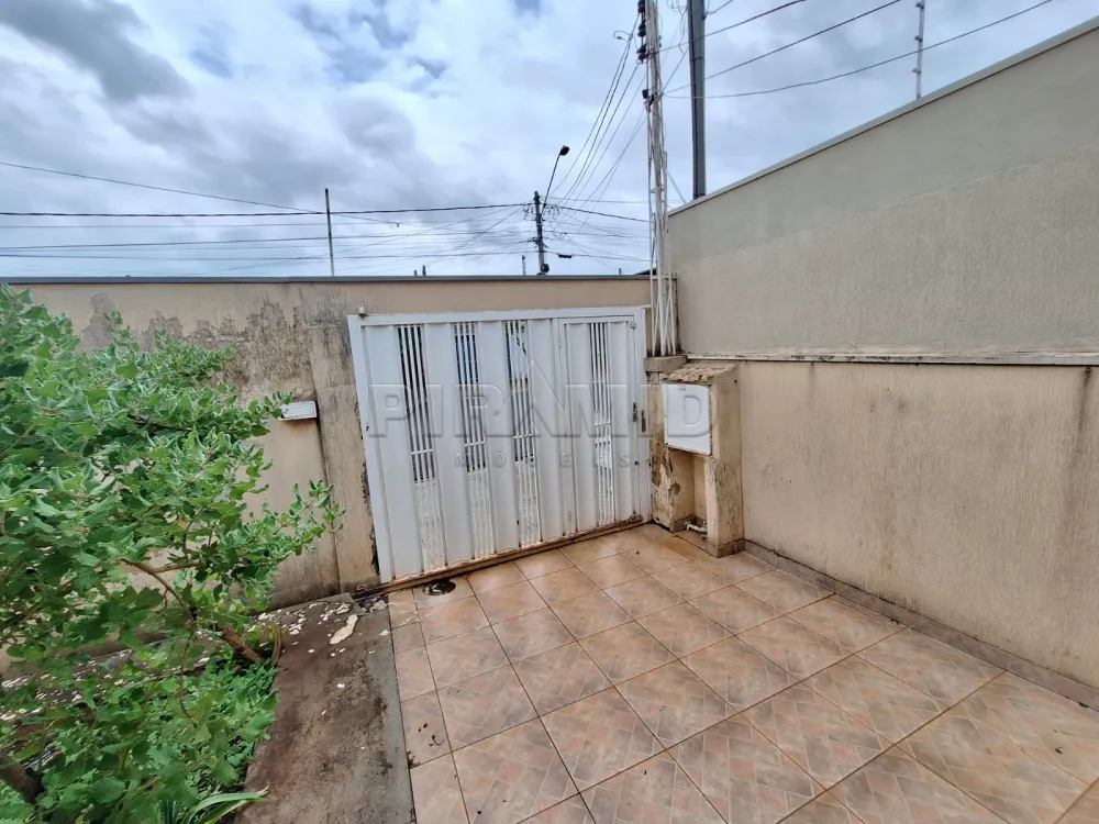 Alugar Casa / Padr&atilde;o em Ribeir&atilde;o Preto R$ 1.500,00 - Foto 2