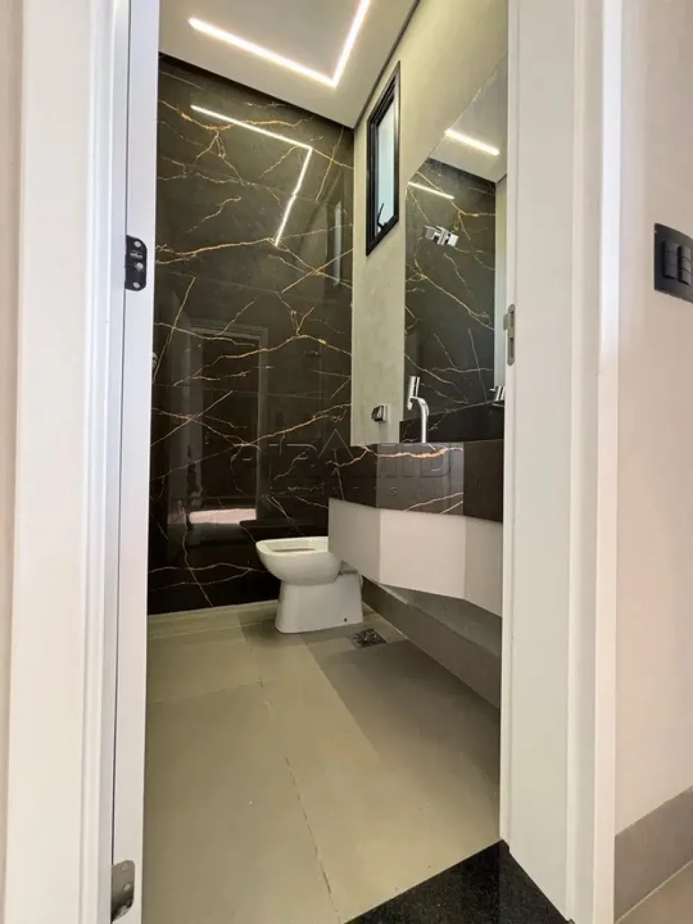 Comprar Casa / Condom&iacute;nio em Ribeir&atilde;o Preto R$ 1.170.000,00 - Foto 3