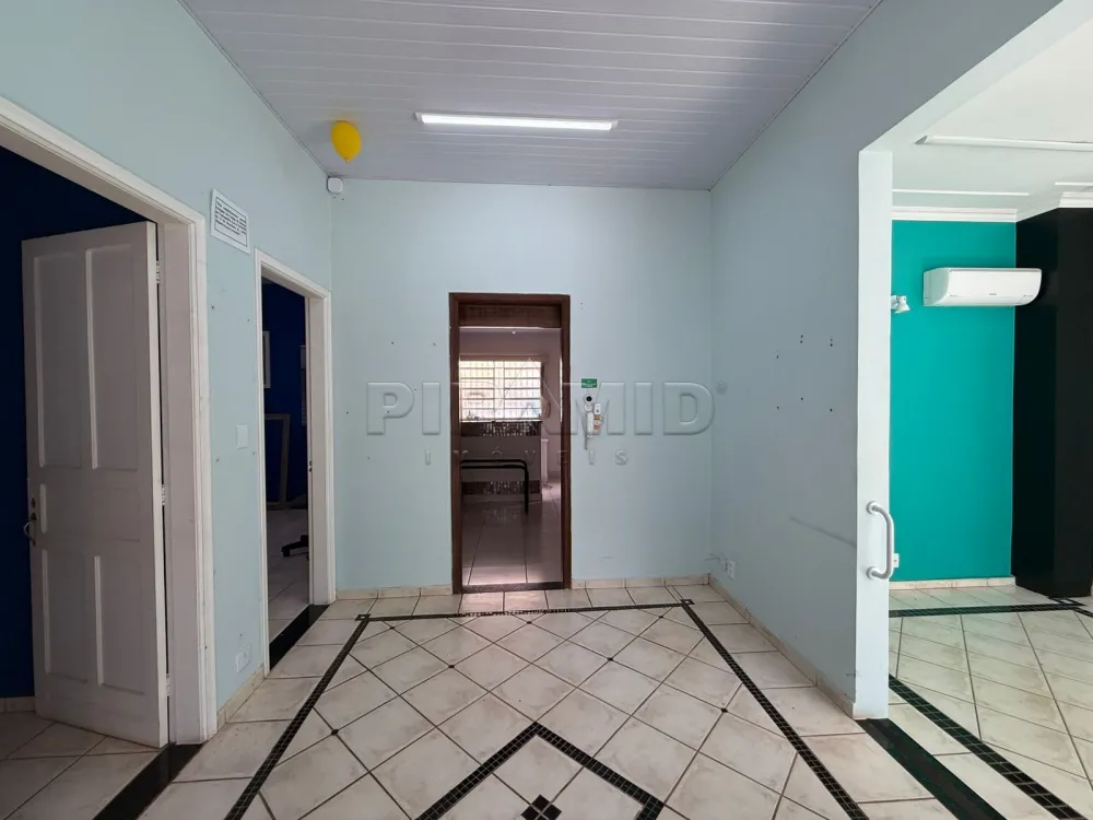 Alugar Comercial / Sal&atilde;o em Ribeir&atilde;o Preto R$ 2.800,00 - Foto 1