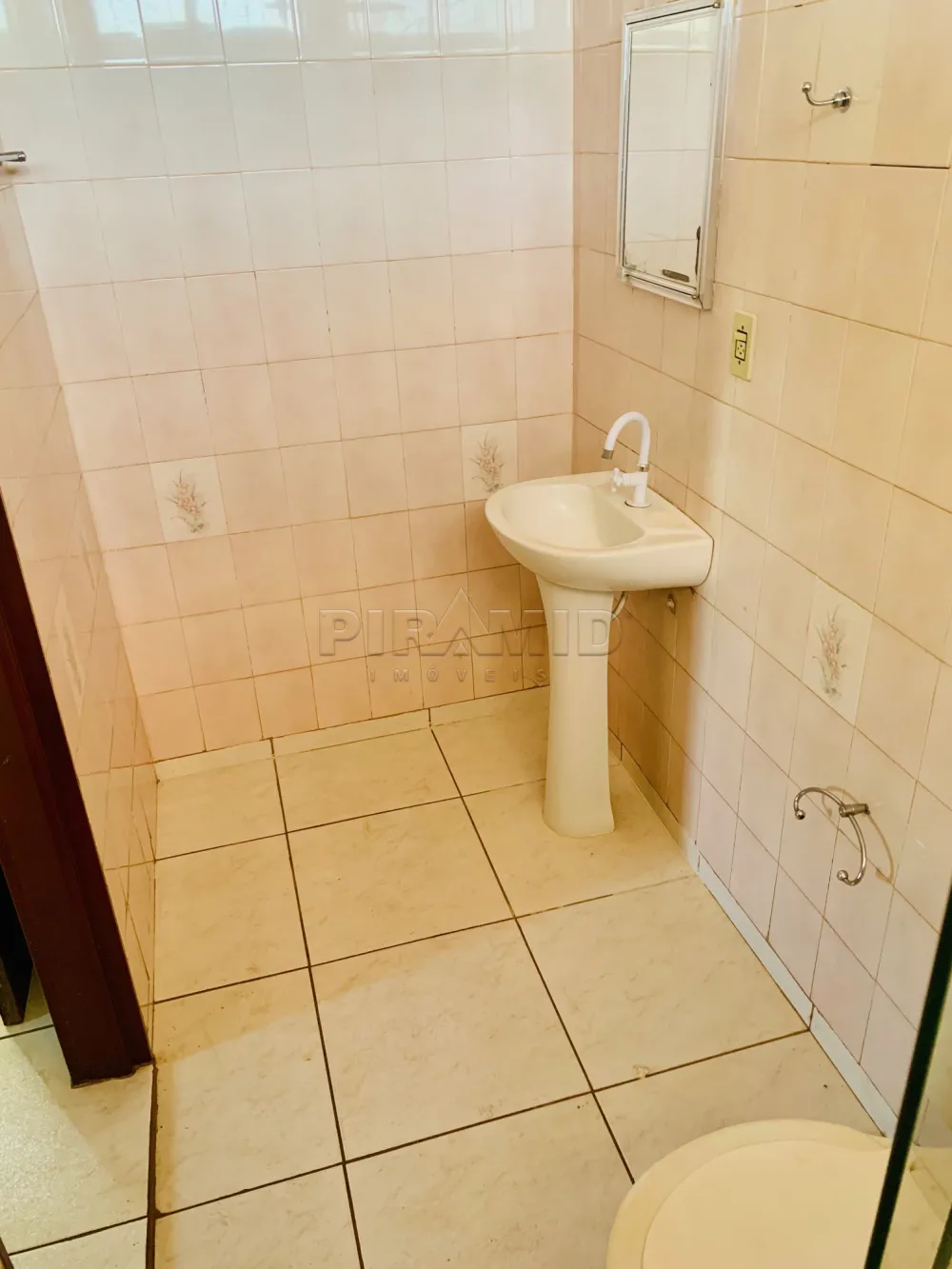 Alugar Casa / Padr&atilde;o em Ribeir&atilde;o Preto R$ 2.020,00 - Foto 10