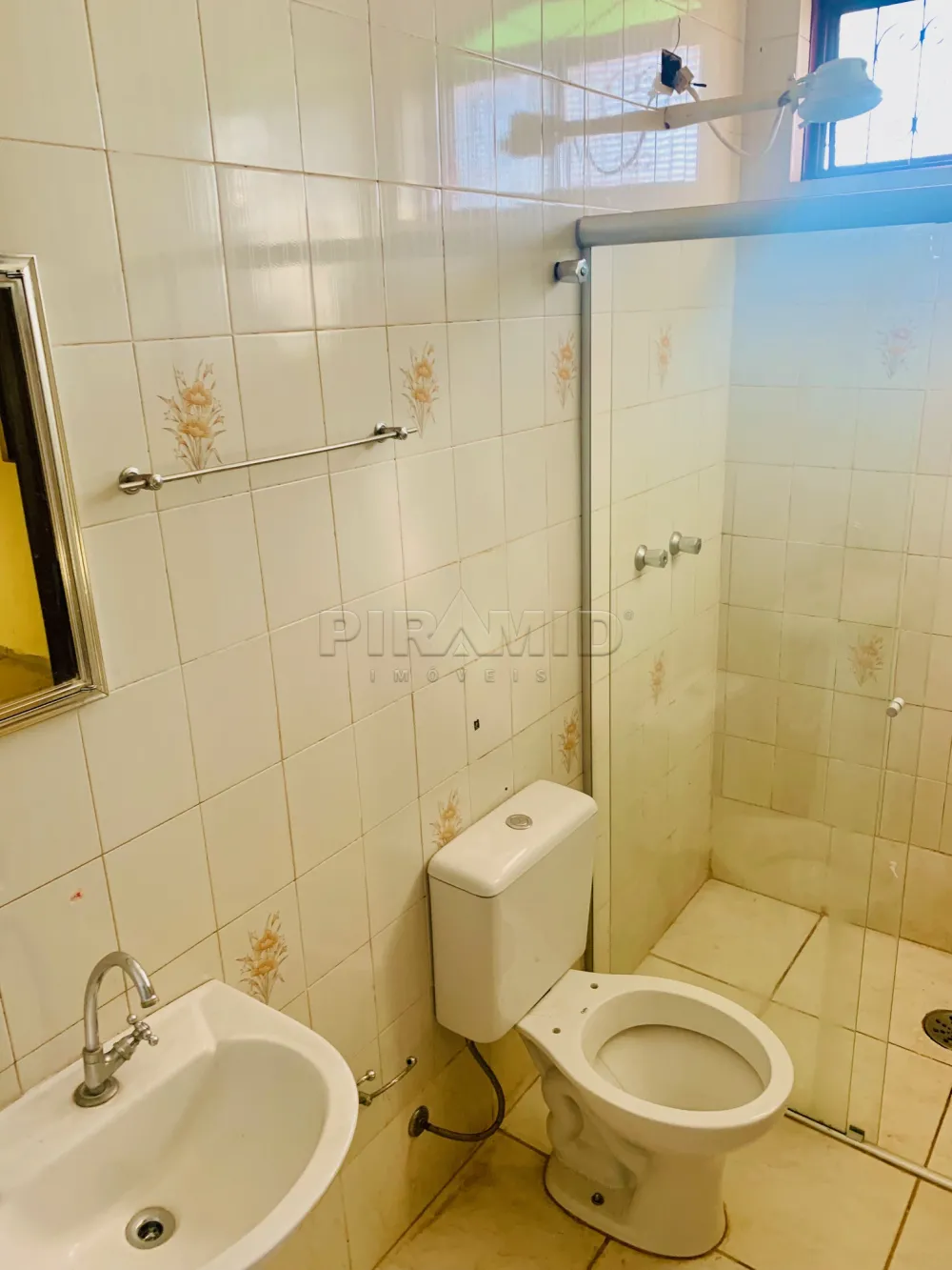 Alugar Casa / Padr&atilde;o em Ribeir&atilde;o Preto R$ 2.020,00 - Foto 13