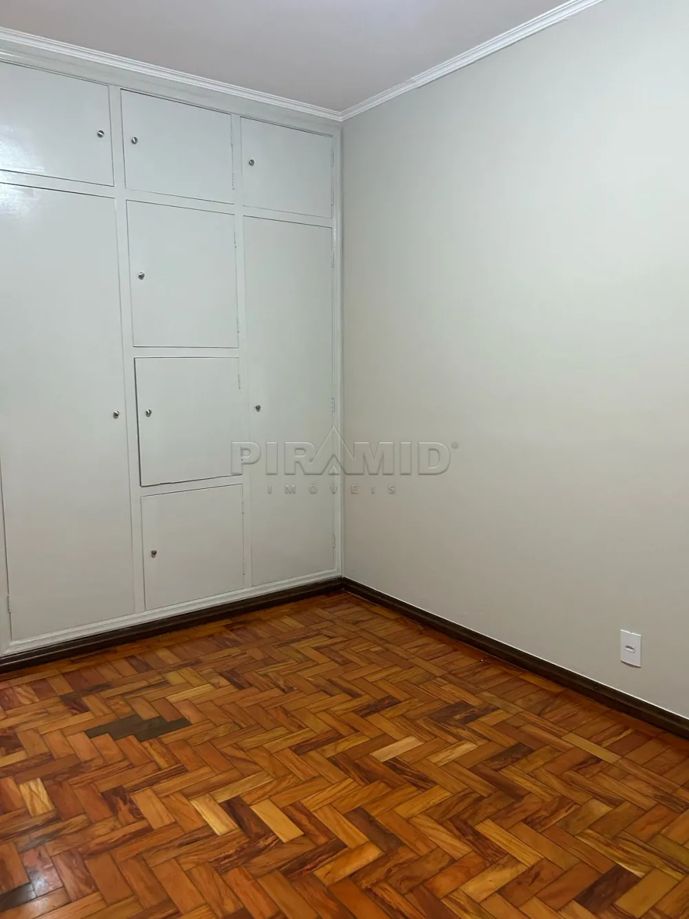 Alugar Casa / Padr&atilde;o em Ribeir&atilde;o Preto R$ 6.000,00 - Foto 9