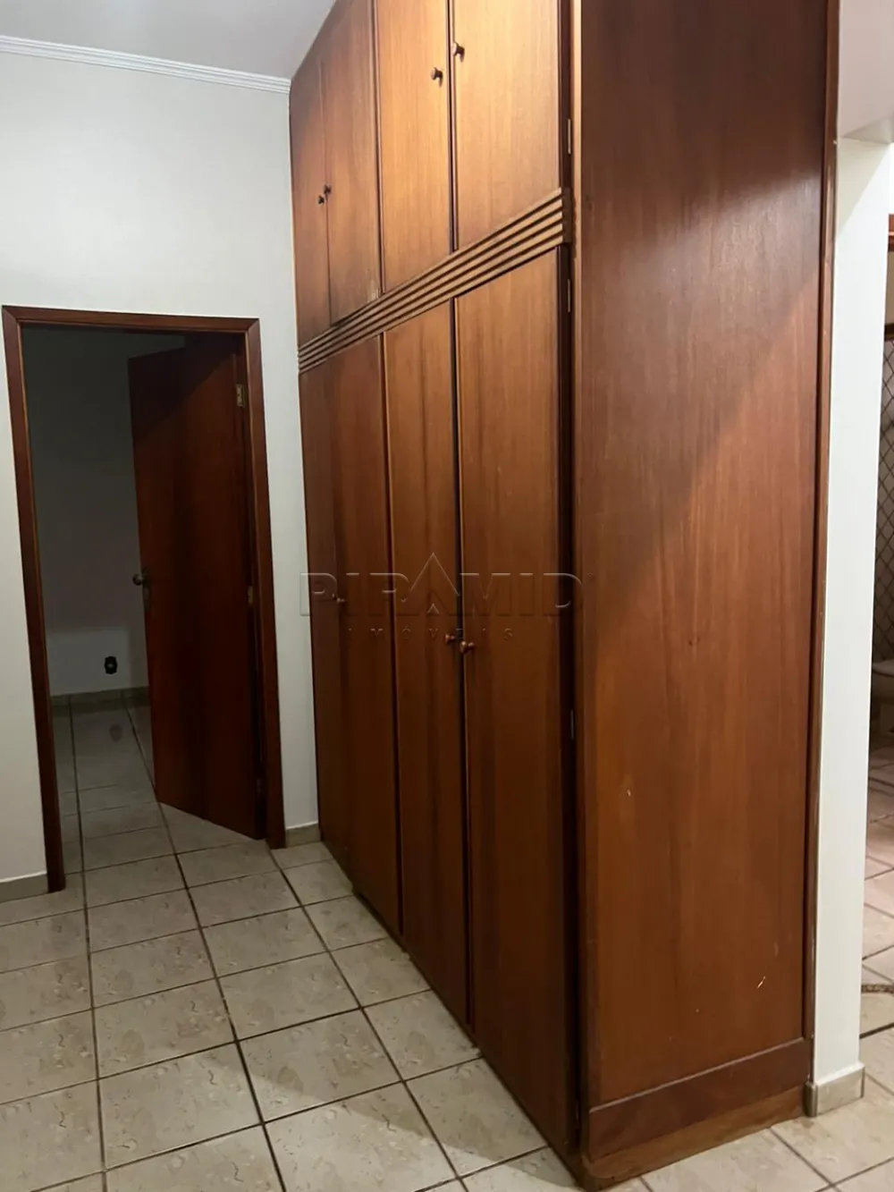 Alugar Casa / Padr&atilde;o em Ribeir&atilde;o Preto R$ 6.500,00 - Foto 18