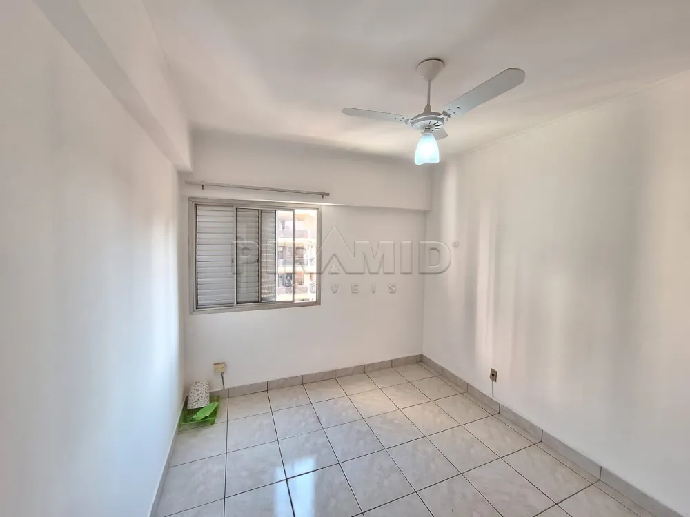 Alugar Apartamento / Padr&atilde;o em Ribeir&atilde;o Preto R$ 600,00 - Foto 5