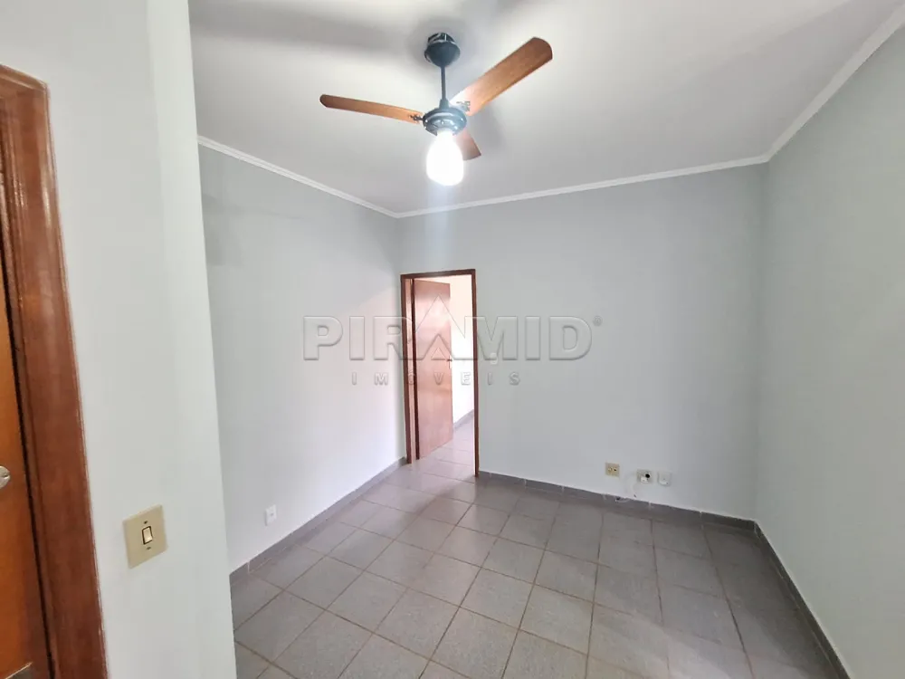 Alugar Apartamento / Padr&atilde;o em Ribeir&atilde;o Preto R$ 1.150,00 - Foto 1