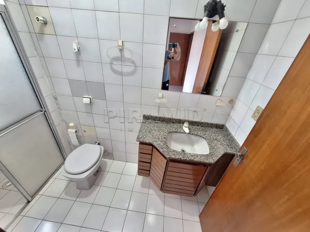 Alugar Apartamento / Padr&atilde;o em Ribeir&atilde;o Preto R$ 1.150,00 - Foto 5