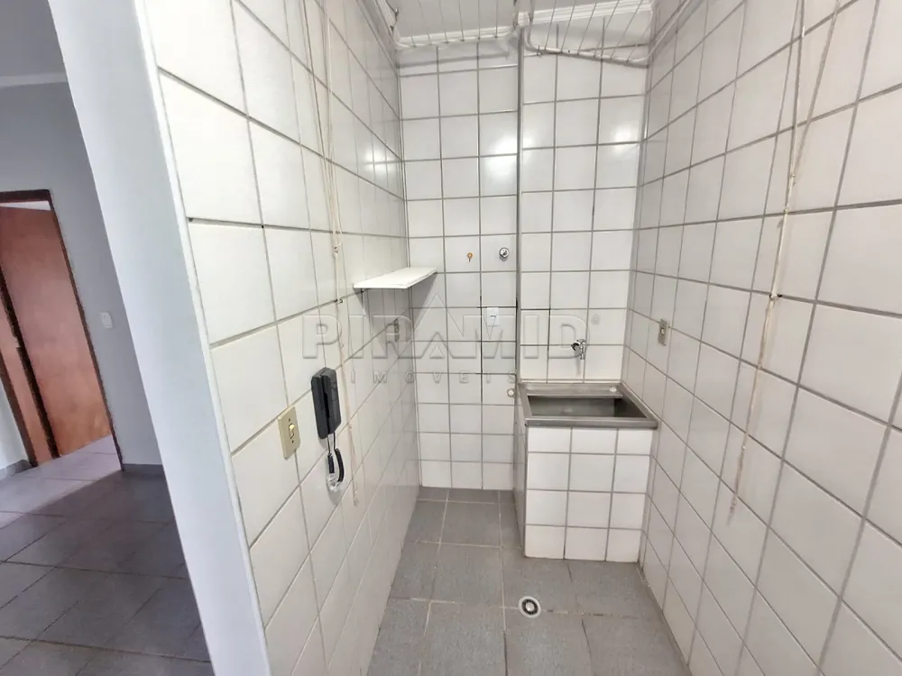 Alugar Apartamento / Padr&atilde;o em Ribeir&atilde;o Preto R$ 1.150,00 - Foto 10