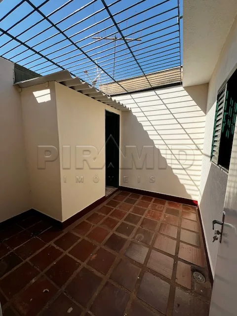 Alugar Casa / Padr&atilde;o em Ribeir&atilde;o Preto R$ 1.490,00 - Foto 10