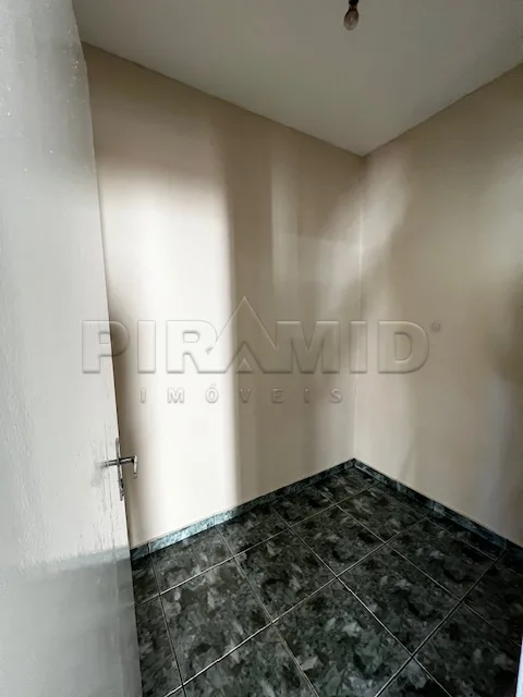Alugar Casa / Padr&atilde;o em Ribeir&atilde;o Preto R$ 1.490,00 - Foto 13