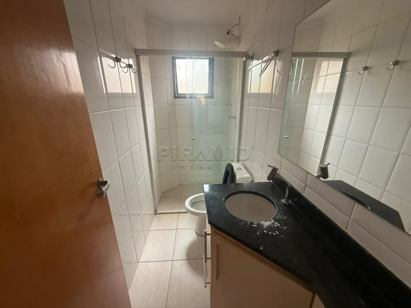 Alugar Apartamento / Padr&atilde;o em Ribeir&atilde;o Preto R$ 1.200,00 - Foto 8