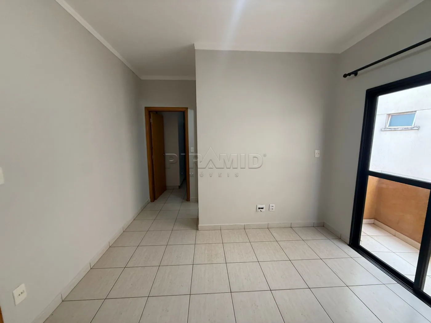 Alugar Apartamento / Padr&atilde;o em Ribeir&atilde;o Preto R$ 1.200,00 - Foto 2