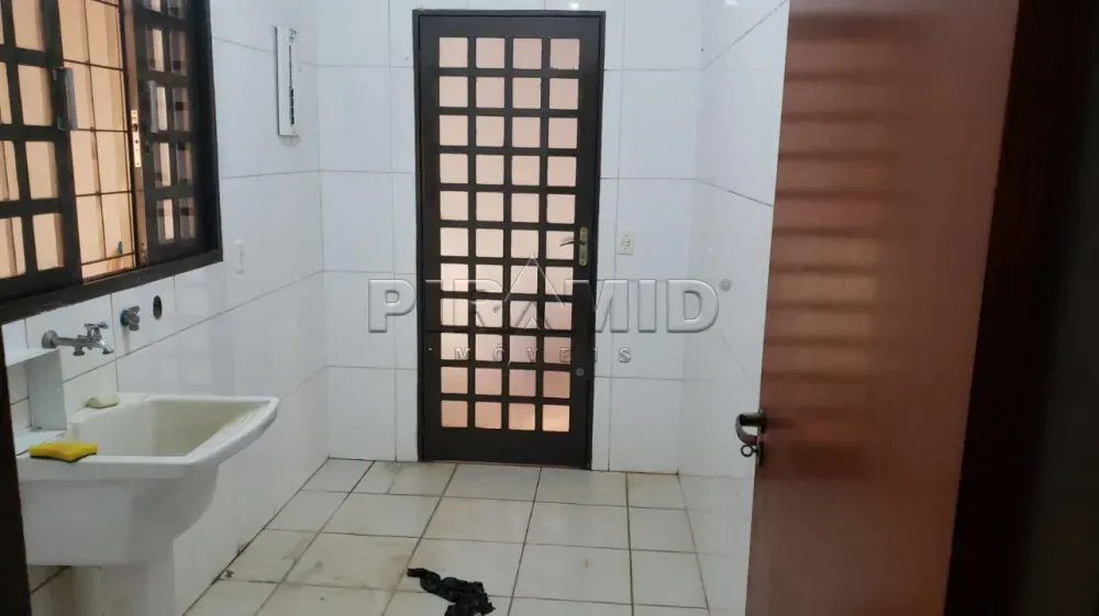 Alugar Casa / Padr&atilde;o em Ribeir&atilde;o Preto R$ 2.500,00 - Foto 19