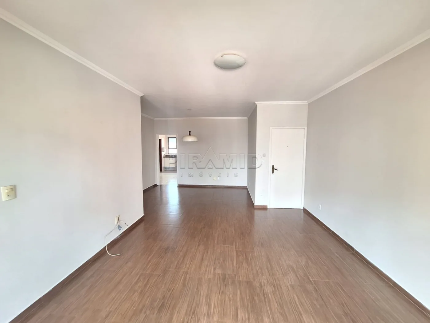 Alugar Apartamento / Padr&atilde;o em Ribeir&atilde;o Preto R$ 2.800,00 - Foto 3