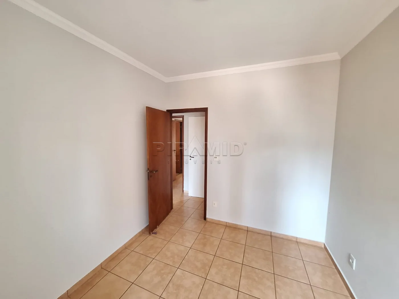 Alugar Apartamento / Padr&atilde;o em Ribeir&atilde;o Preto R$ 2.800,00 - Foto 8